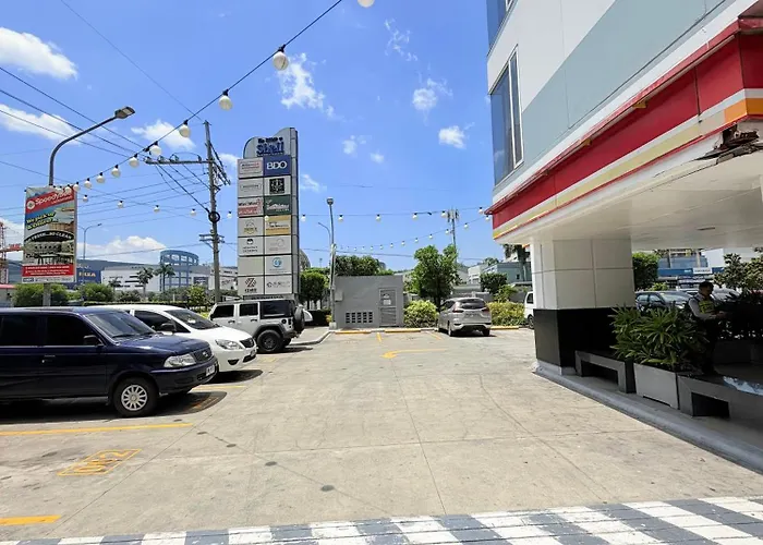 Shell Residences Staycation Moa & Naia By Keith 4*