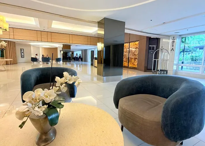 Shell Residences Staycation Moa & Naia By Keith 4*